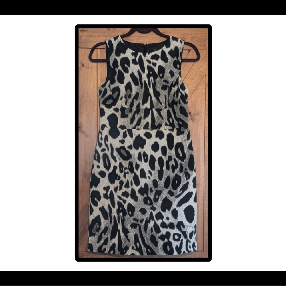 Ann Taylor Black and White Patterned Mini Dress - Ann Taylor - Size 2 Petite